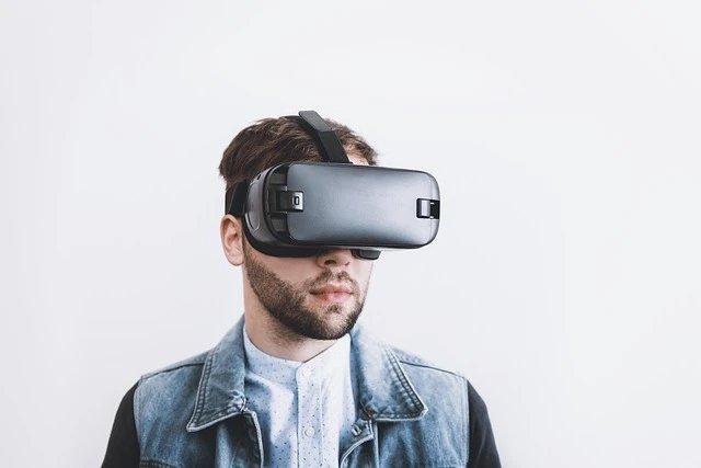AR Glasses: A New Era of Computing Beyond Smartphones