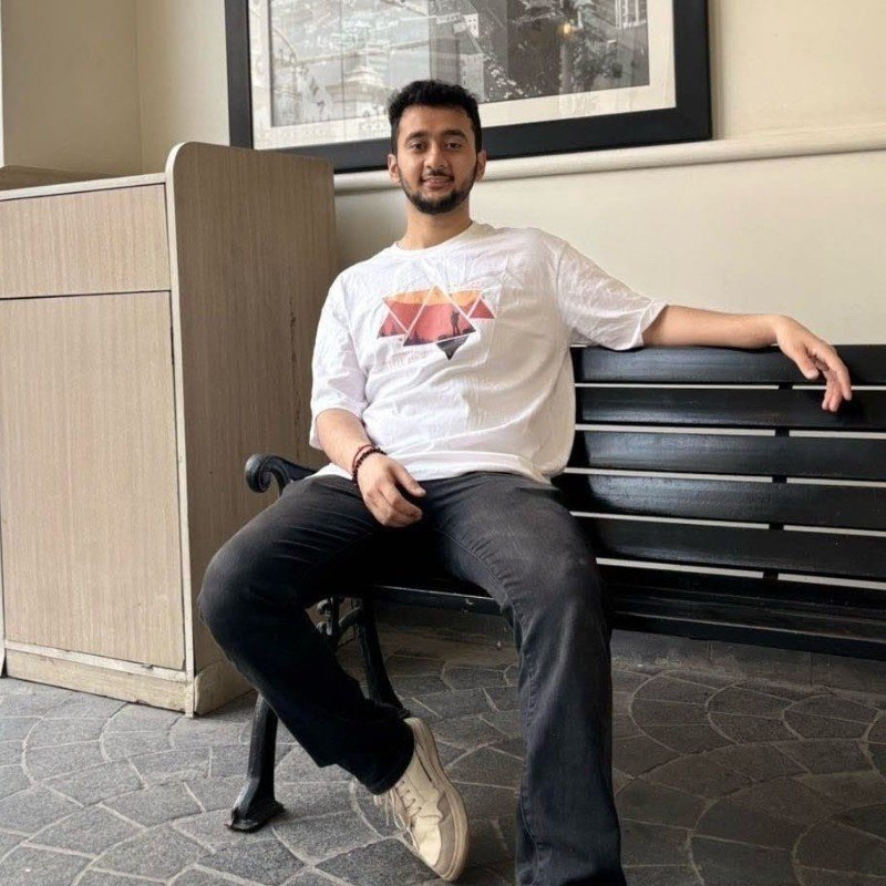 Harshil Tomar had built his startup Dreamlaunch, crossing a $50K revenue within 6 months after getting fired from a U.S.-based company 