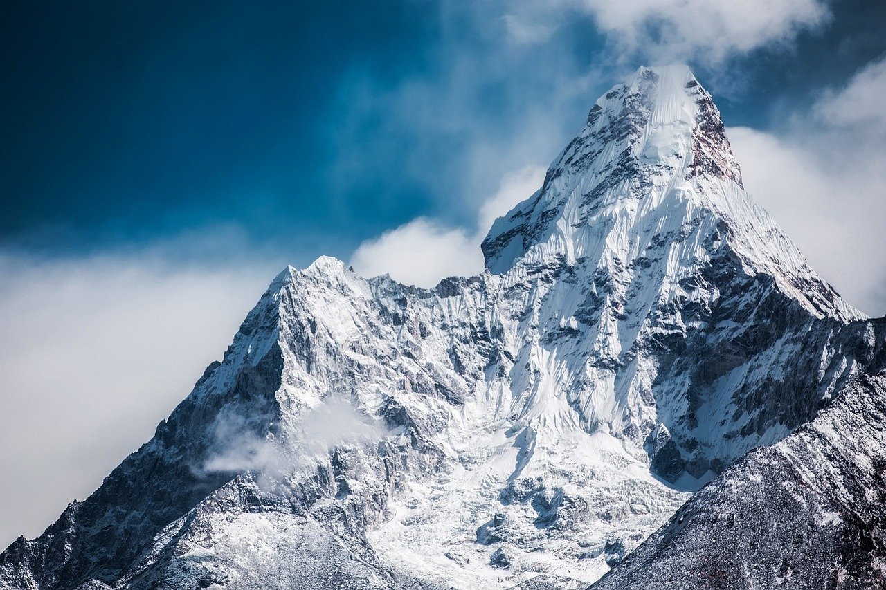 India requires approximately $100 billion annually for Himalayan resilience